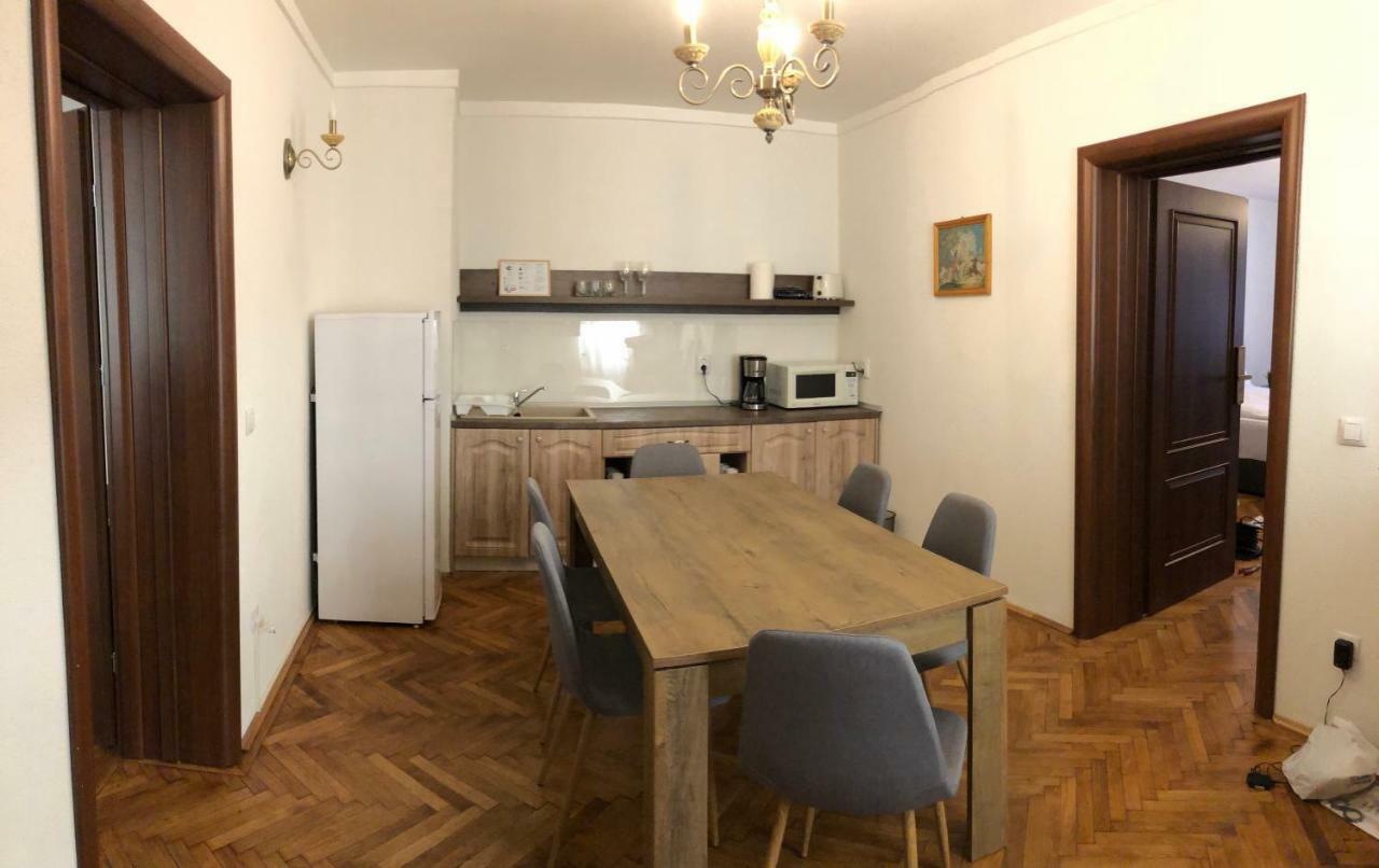 Musik Apartments Old Town Sibiu Buitenkant foto
