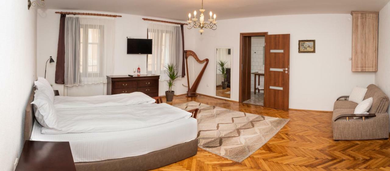 Musik Apartments Old Town Sibiu Buitenkant foto
