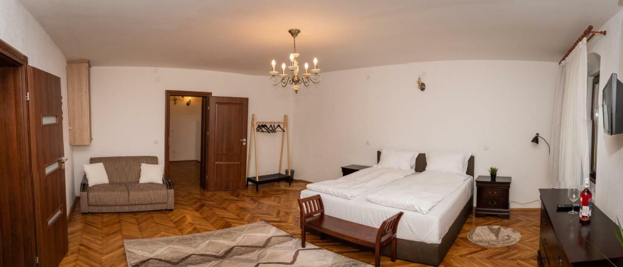 Musik Apartments Old Town Sibiu Buitenkant foto